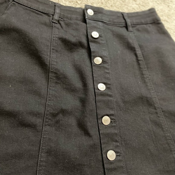 Blue notes black Jean skirt - Picture 4 of 4